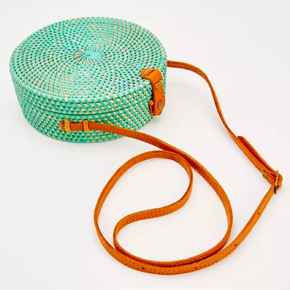 New POPPY & SAGE Woven Rattan Circle Crossbody - Camilla